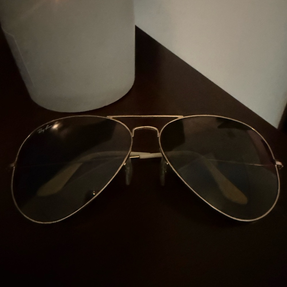 Ray-Ban Gold Aviator Sunglasses